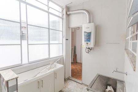 Apartamento à venda com 180m², 4 quartos e 1 vagaÁrea de Serviço