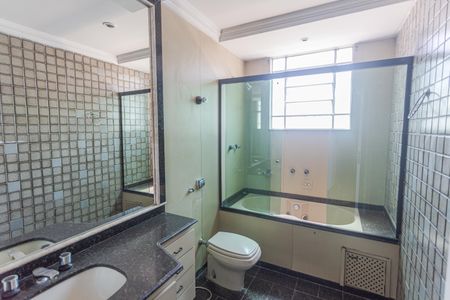 Apartamento à venda com 180m², 4 quartos e 1 vagaBanheiro Social