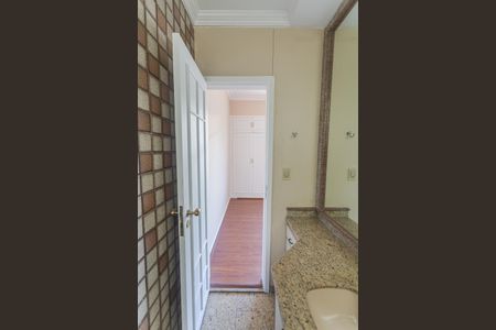 Apartamento à venda com 180m², 4 quartos e 1 vagaBanheiro da Suíte