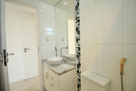 Apartamento para alugar com 90m², 2 quartos e 1 vaga Apartamento para alugar com 90m², 2 quartos e 1 vagaBanheiro