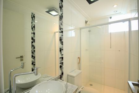 Apartamento para alugar com 90m², 2 quartos e 1 vaga Apartamento para alugar com 90m², 2 quartos e 1 vagaBanheiro
