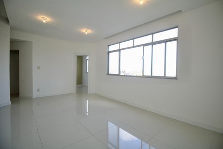 Apartamento para alugar com 90m², 2 quartos e 1 vaga Apartamento para alugar com 90m², 2 quartos e 1 vagaSala
