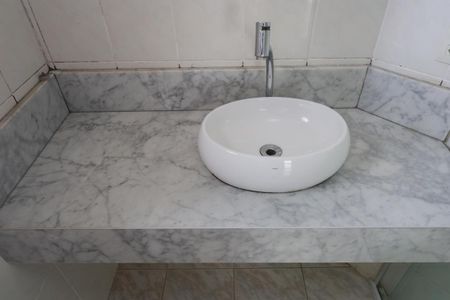 Apartamento à venda com 98m², 3 quartos e 2 vagasBanheiro da suíte