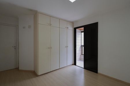 Apartamento à venda com 98m², 3 quartos e 2 vagasSuíte