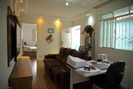 Casa à venda com 125m², 2 quartos e 2 vagasSala