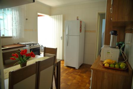 Casa à venda com 125m², 2 quartos e 2 vagasCozinha