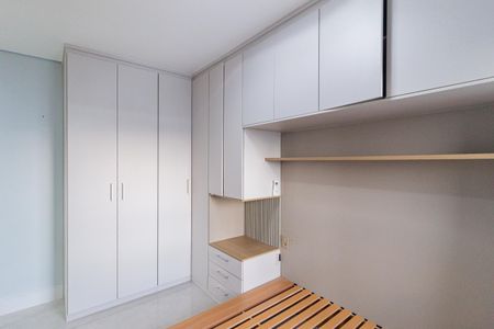 Apartamento à venda com 65m², 2 quartos e 2 vagas Apartamento à venda com 65m², 2 quartos e 2 vagasSuíte 2