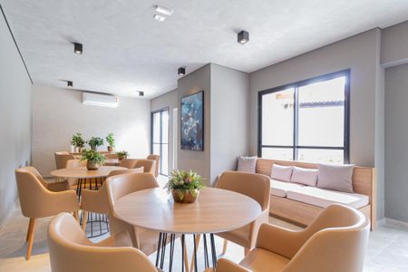 Apartamento à venda com 65m², 2 quartos e 2 vagas Apartamento à venda com 65m², 2 quartos e 2 vagasÁrea comum - Salão de festas