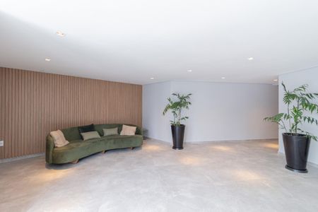 Apartamento à venda com 65m², 2 quartos e 2 vagas Apartamento à venda com 65m², 2 quartos e 2 vagasHall social