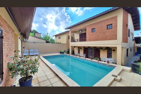 Casa à venda com 342m², 4 quartos e 3 vagasPiscina