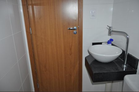 Apartamento à venda com 42m², 2 quartos e sem vagaBanheiro