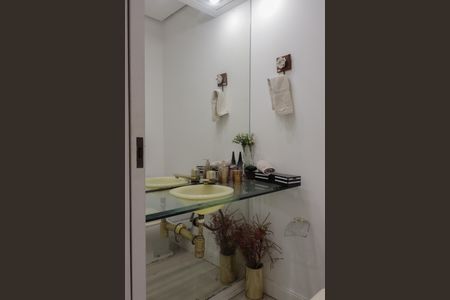 Apartamento para alugar com 190m², 4 quartos e 2 vagas Apartamento para alugar com 190m², 4 quartos e 2 vagasLavabo 1