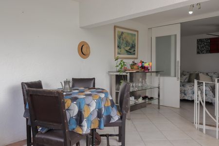 Apartamento para alugar com 190m², 4 quartos e 2 vagas Apartamento para alugar com 190m², 4 quartos e 2 vagasHall do segundo andar