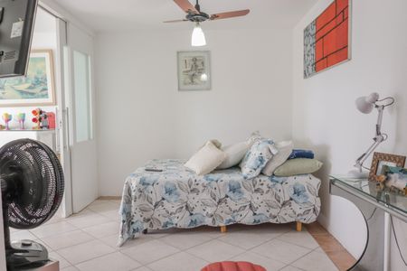 Apartamento para alugar com 190m², 4 quartos e 2 vagas Apartamento para alugar com 190m², 4 quartos e 2 vagasQuarto 4