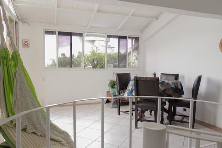 Apartamento para alugar com 190m², 4 quartos e 2 vagas Apartamento para alugar com 190m², 4 quartos e 2 vagasHall do segundo andar