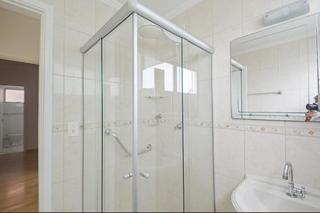 Apartamento à venda com 123m², 3 quartos e 1 vagaBanheiro da suíte