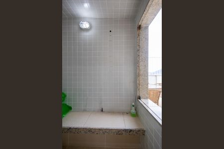 Apartamento à venda com 220m², 3 quartos e 2 vagas Apartamento à venda com 220m², 3 quartos e 2 vagasSauna