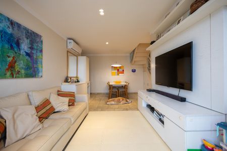 Apartamento à venda com 220m², 3 quartos e 2 vagas Apartamento à venda com 220m², 3 quartos e 2 vagasSala