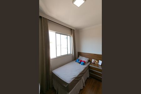 Apartamento à venda com 180m², 3 quartos e 2 vagas Apartamento à venda com 180m², 3 quartos e 2 vagasQuarto 1