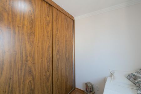 Apartamento à venda com 180m², 3 quartos e 2 vagas Apartamento à venda com 180m², 3 quartos e 2 vagasQuarto 2