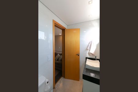 Apartamento à venda com 180m², 3 quartos e 2 vagas Apartamento à venda com 180m², 3 quartos e 2 vagasBanheiro Social