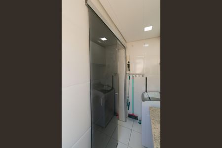 Apartamento à venda com 180m², 3 quartos e 2 vagas Apartamento à venda com 180m², 3 quartos e 2 vagasÁrea de Serviço