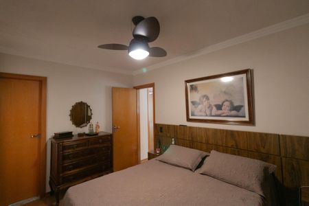 Apartamento à venda com 180m², 3 quartos e 2 vagas Apartamento à venda com 180m², 3 quartos e 2 vagasSuite