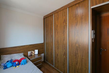 Apartamento à venda com 180m², 3 quartos e 2 vagas Apartamento à venda com 180m², 3 quartos e 2 vagasQuarto 1