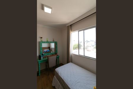 Apartamento à venda com 180m², 3 quartos e 2 vagas Apartamento à venda com 180m², 3 quartos e 2 vagasQuarto 1