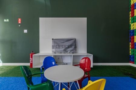 Apartamento para alugar com 52m², 2 quartos e 1 vaga Apartamento para alugar com 52m², 2 quartos e 1 vagaÁrea Comum - Brinquedoteca