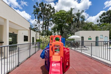 Apartamento para alugar com 52m², 2 quartos e 1 vaga Apartamento para alugar com 52m², 2 quartos e 1 vagaÁrea Comum - Playground