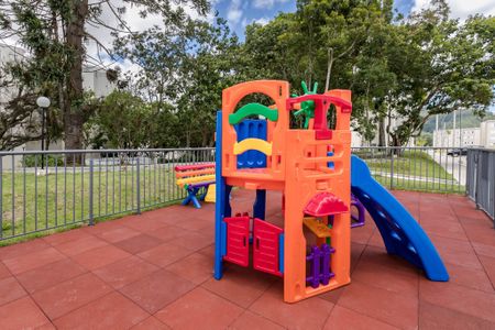 Apartamento para alugar com 52m², 2 quartos e 1 vaga Apartamento para alugar com 52m², 2 quartos e 1 vagaÁrea Comum - Playground