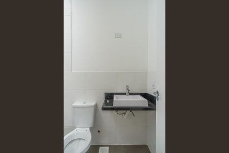 Casa de condomínio para alugar com 98m², 3 quartos e 2 vagasBanheiro da Suíte