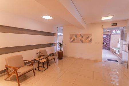 Apartamento à venda com 95m², 3 quartos e 2 vagas Apartamento à venda com 95m², 3 quartos e 2 vagasHall de Entrada