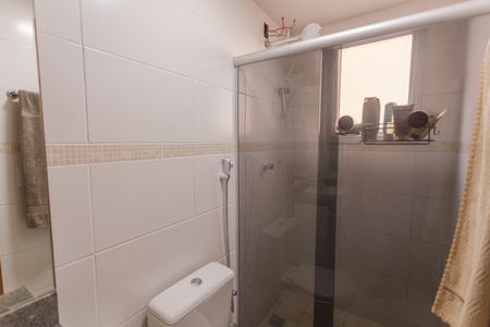 Apartamento à venda com 95m², 3 quartos e 2 vagas Apartamento à venda com 95m², 3 quartos e 2 vagasBanheiro da Suíte