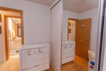 Apartamento à venda com 95m², 3 quartos e 2 vagas Apartamento à venda com 95m², 3 quartos e 2 vagasQuarto 2