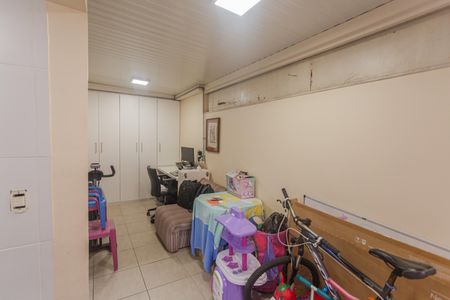 Apartamento à venda com 95m², 3 quartos e 2 vagas Apartamento à venda com 95m², 3 quartos e 2 vagasÁrea Privativa/Área de Serviço