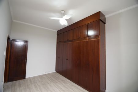 Casa à venda com 208m², 3 quartos e 2 vagasQuarto 3 - Suíte
