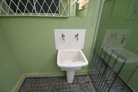 Casa à venda com 208m², 3 quartos e 2 vagasÁrea de Serviço