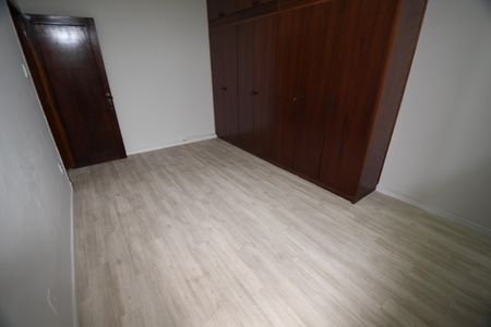 Casa à venda com 208m², 3 quartos e 2 vagasQuarto 3 - Suíte