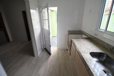 Casa à venda com 208m², 3 quartos e 2 vagasCozinha