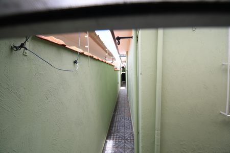 Casa à venda com 208m², 3 quartos e 2 vagasBanheiro de serviço - Vista 