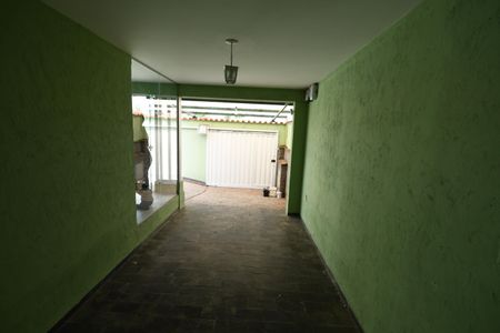 Casa à venda com 208m², 3 quartos e 2 vagasSala/Escritório - Vista