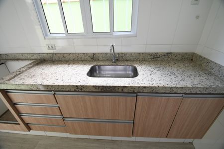 Casa à venda com 208m², 3 quartos e 2 vagasCozinha