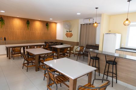 Apartamento à venda com 60m², 2 quartos e 1 vaga Apartamento à venda com 60m², 2 quartos e 1 vagaÁrea comum - Salão de festas