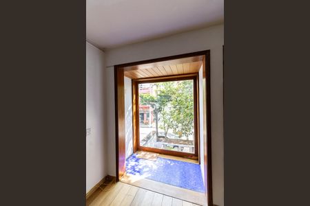 Casa à venda com 300m², 5 quartos e 2 vagasQuarto 2