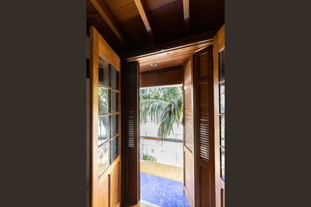 Casa à venda com 300m², 5 quartos e 2 vagasVaranda do Quarto 5