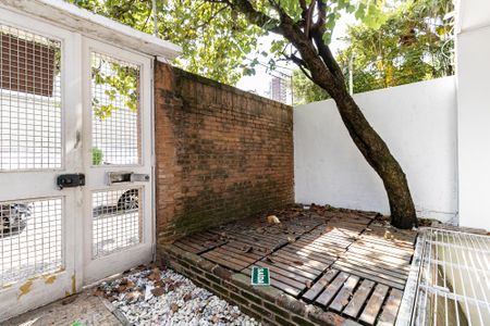 Casa à venda com 300m², 5 quartos e 2 vagasEntrada