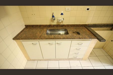 Apartamento à venda com 84m², 2 quartos e 1 vaga Apartamento à venda com 84m², 2 quartos e 1 vagaCozinha