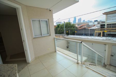 Casa à venda com 285m², 3 quartos e 4 vagas Casa à venda com 285m², 3 quartos e 4 vagasÁrea comum